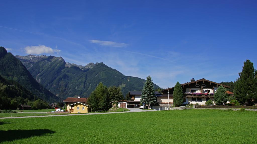 Gaestehaus Stotter Neukirchen am Großvenediger Εξωτερικό φωτογραφία